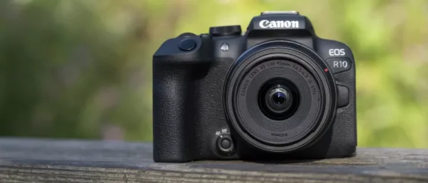 Canon EOS R10