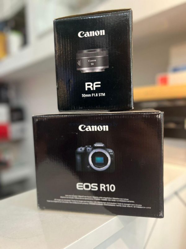 Canon EOS R10